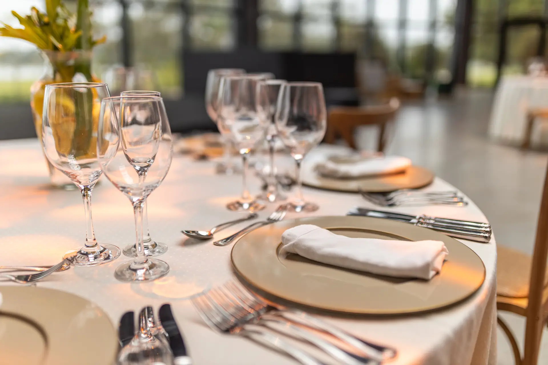 Fine dining table setting