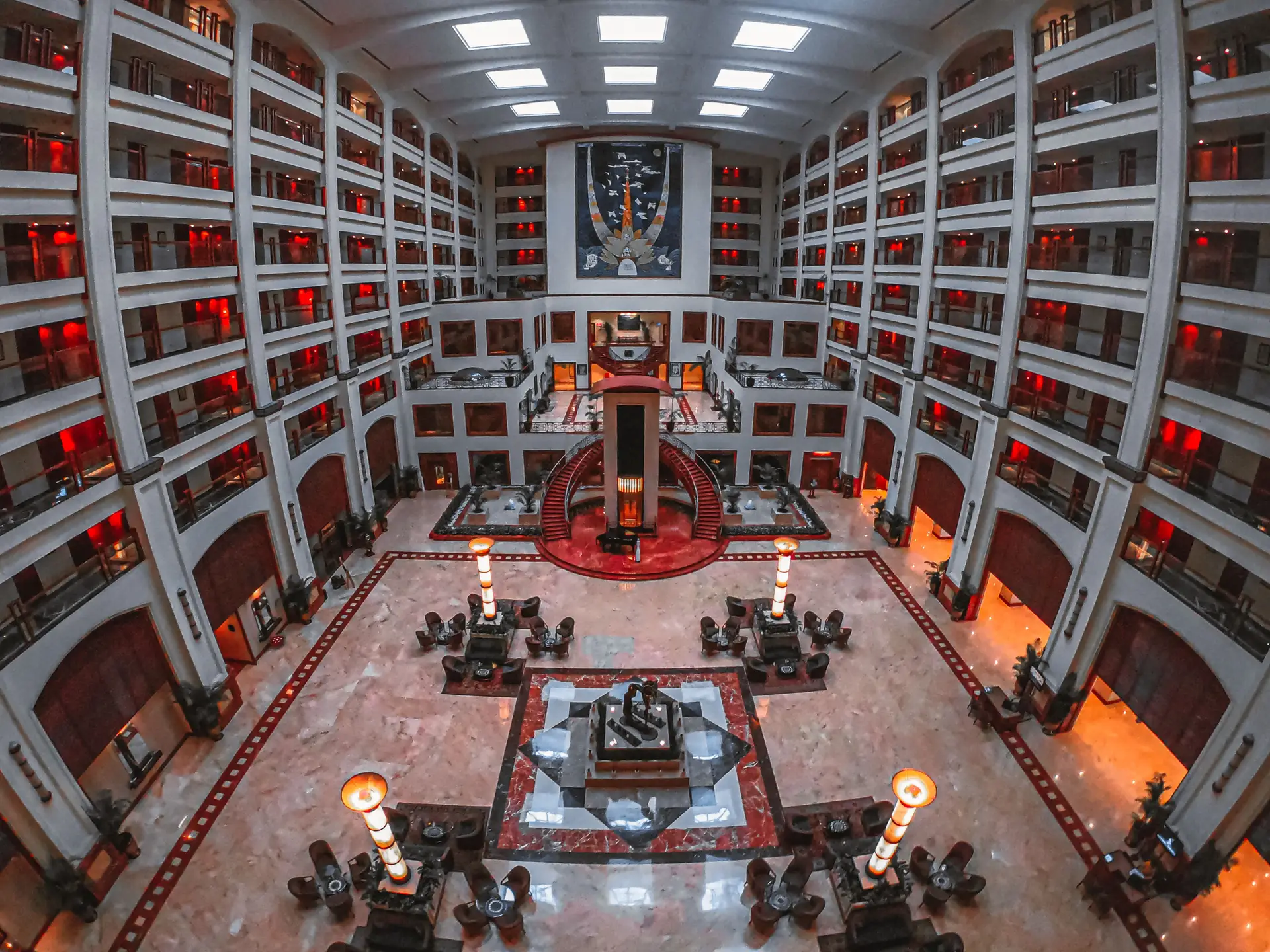 ZorquessianroyaleState Luxury Hotel Exterior
